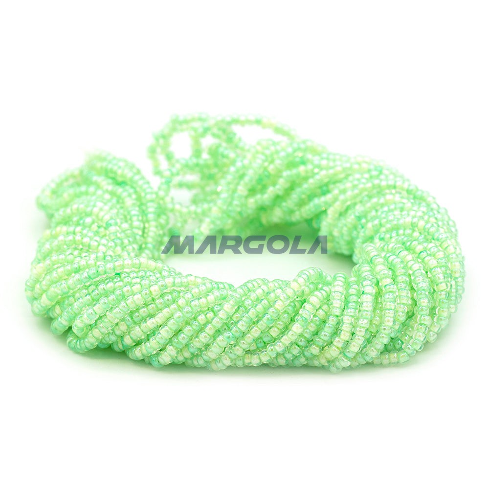 SEED 10/0 Crystal Luster Light Green Lined PRECIOSA ORNELA BEADS