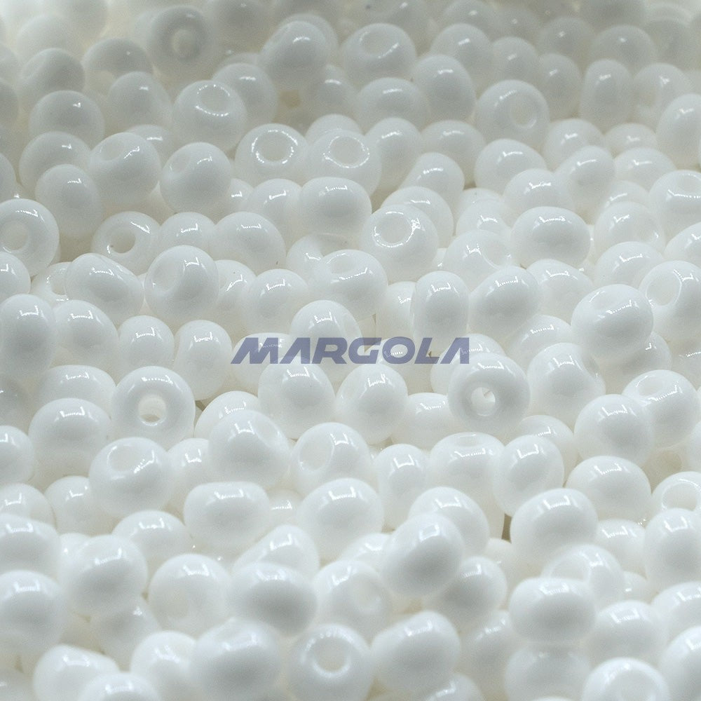 SEED 6/0 CHALK WHITE OPAQUE PRECIOSA ORNELA BEADS