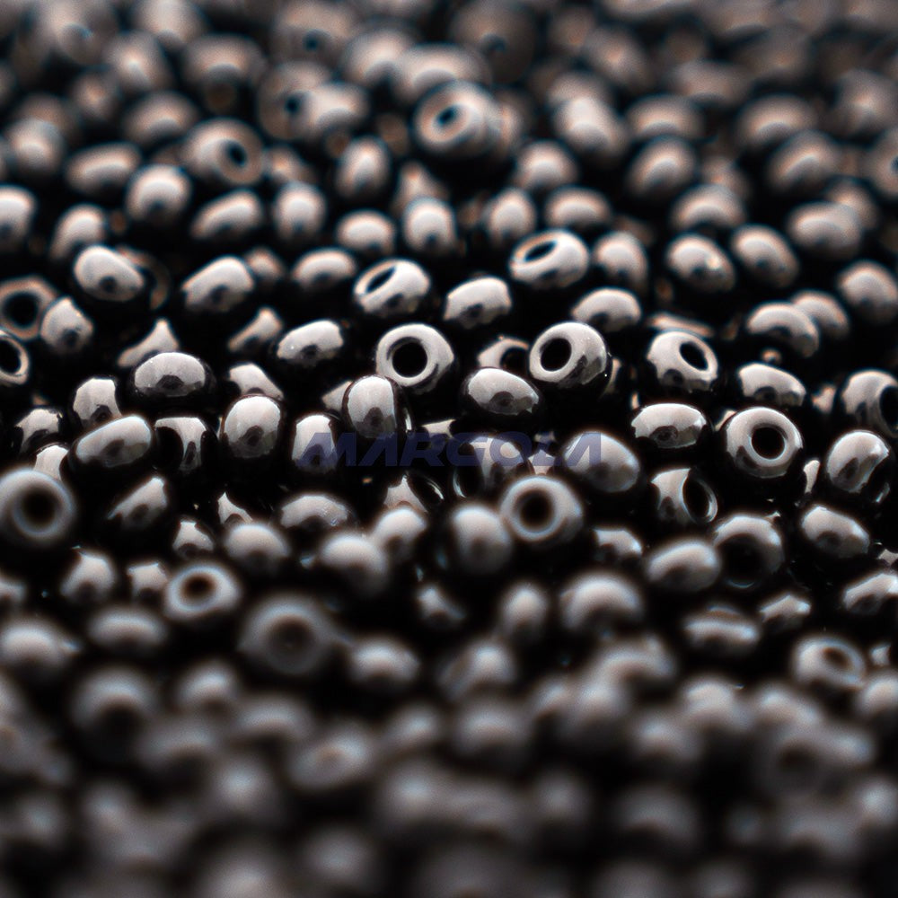 SEED 6/0 JET BLACK OPAQUE PRECIOSA ORNELA BEADS
