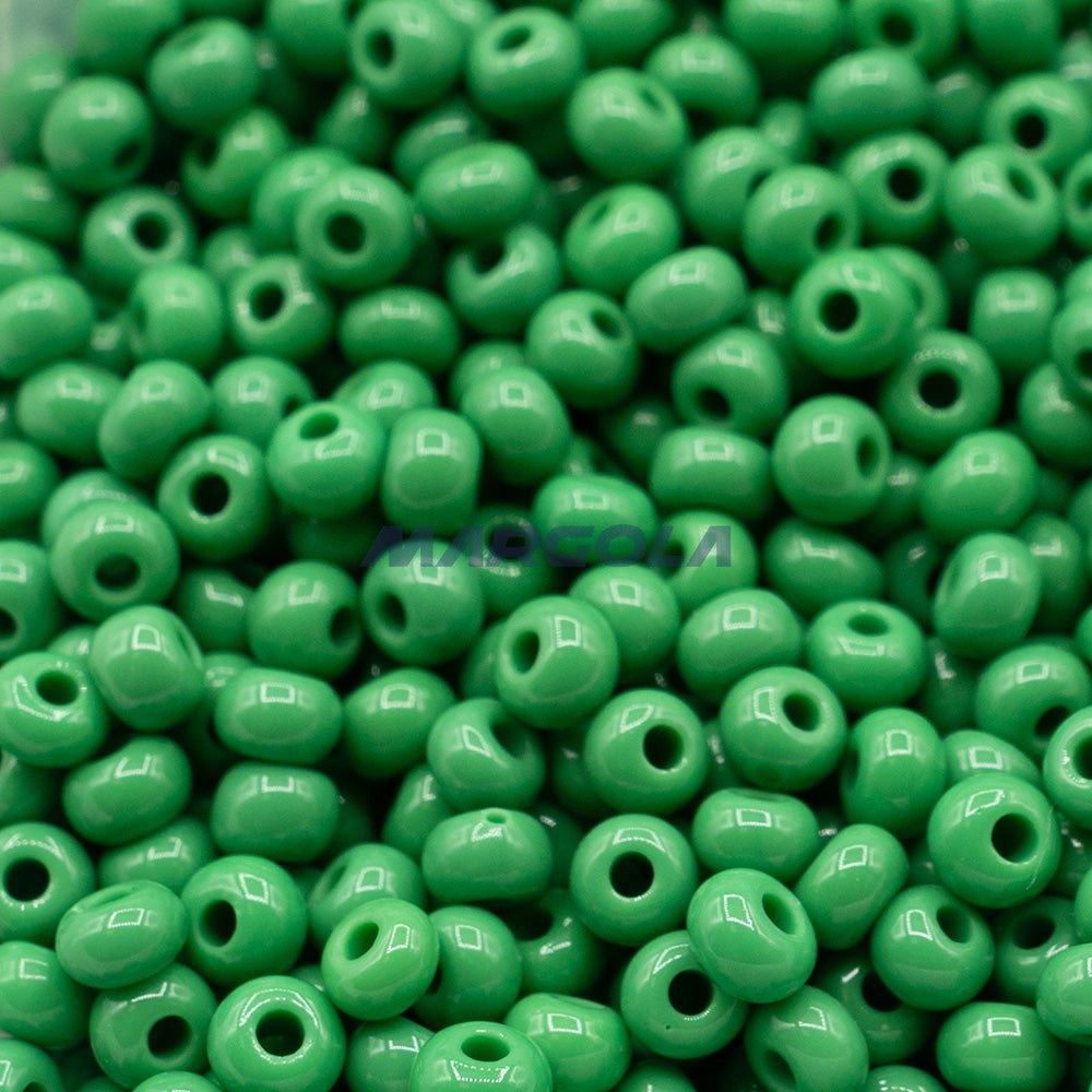 SEED 6/0 LT. GREEN OPAQUE PRECIOSA ORNELA BEADS